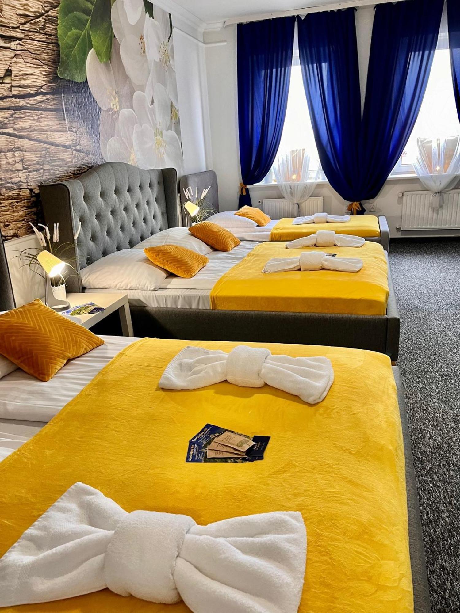 Great Polonia Swidnica City Center 外观 照片