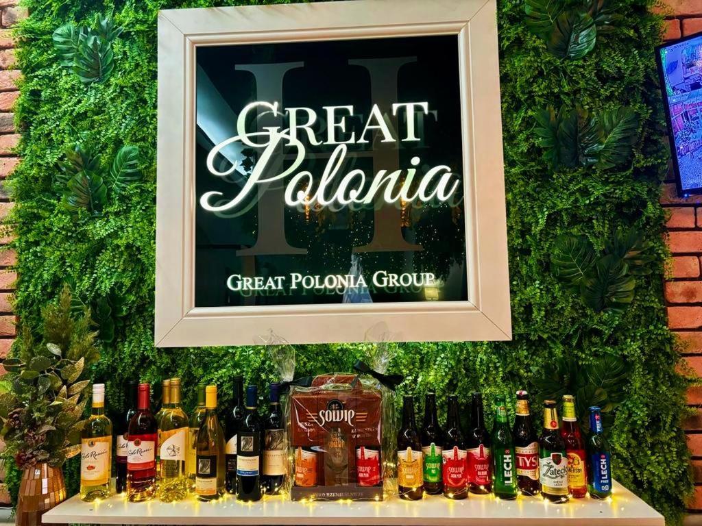 Great Polonia Swidnica City Center公寓式酒店 外观 照片