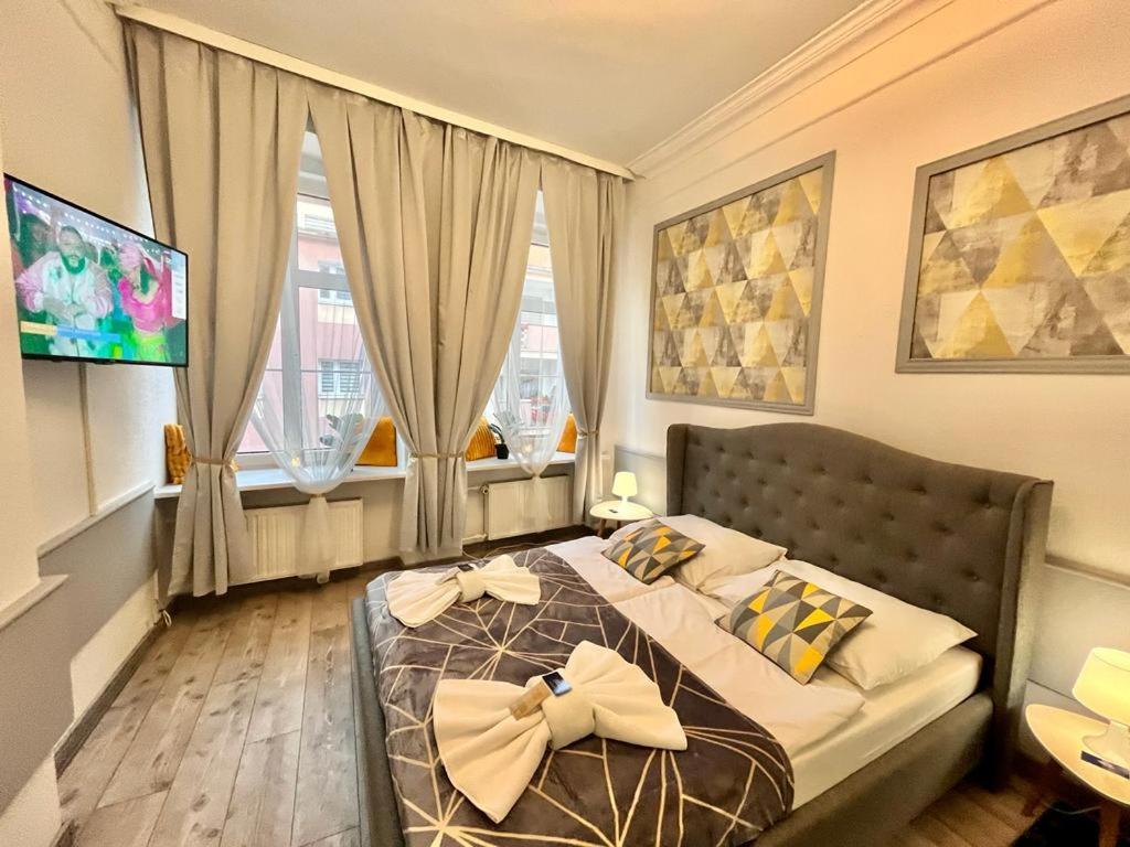 Great Polonia Swidnica City Center 外观 照片